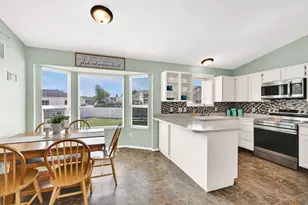 771 W 4100 S, Riverdale, UT 84405 - Photo 9