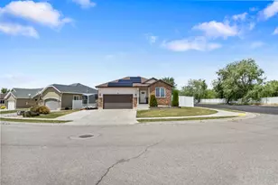 237 W 125 N, Clearfield, UT 84015 - Photo 33
