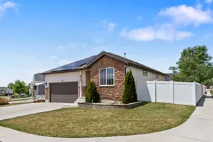 237 W 125 N, Clearfield, UT 84015 - Photo 1