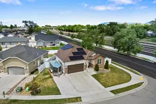 237 W 125 N, Clearfield, UT 84015 - Photo 35