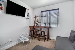 237 W 125 N, Clearfield, UT 84015 - Photo 5