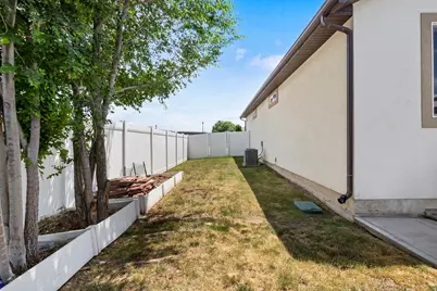 237 W 125 N, Clearfield, UT 84015 - Photo 29