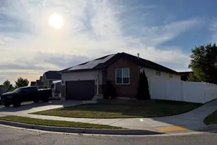 237 W 125 N, Clearfield, UT 84015 - Photo 1