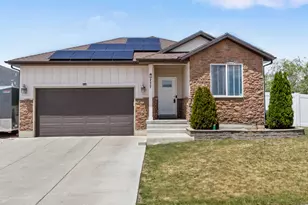 237 W 125 N, Clearfield, UT 84015 - Photo 1