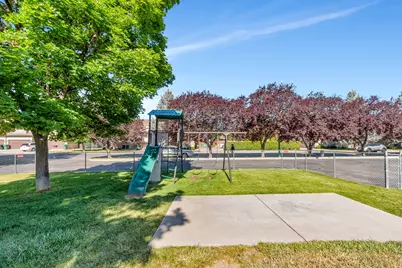1060 S Orem Blvd #16, Orem, UT 84058 - Photo 19