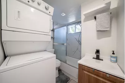 240 E 1100 N #D2, North Salt Lake, UT 84054 - Photo 11