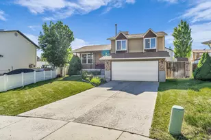 6638 S Milfoil Circle, West Jordan, UT 84081 - Photo 3