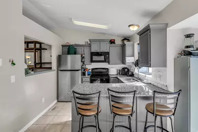 6638 S Milfoil Cir, West Jordan, UT 84081 - Photo 7