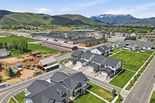 1124 E 2040 S, Heber City, UT 84032 - Photo 5