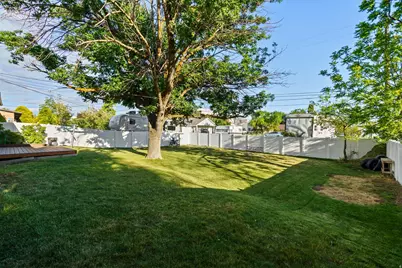 107 W 2200 N, Sunset, UT 84015 - Photo 23