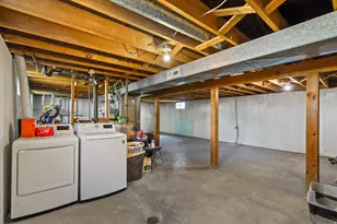 107 W 2200 N, Sunset, UT 84015 - Photo 15
