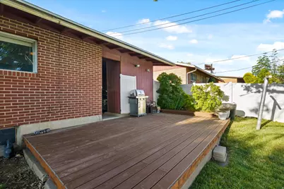 107 W 2200 N, Sunset, UT 84015 - Photo 19