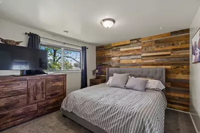 107 W 2200 N, Sunset, UT 84015 - Photo 11