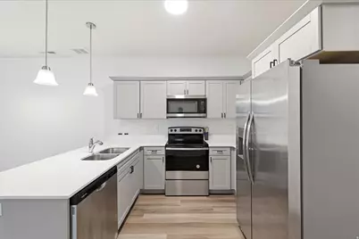 884 N Van Dyne Dr #E203, Saratoga Springs, UT 84045 - Photo 5