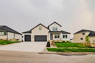 1048 W Chokecherry St, Saratoga Springs, UT 84045 - Photo 3