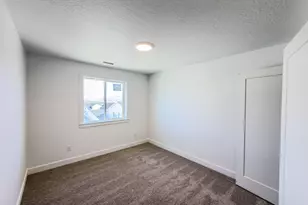 1048 W Chokecherry St, Saratoga Springs, UT 84045 - Photo 9