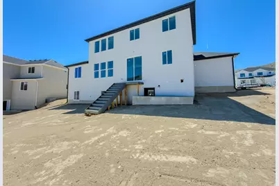 1048 W Chokecherry St, Saratoga Springs, UT 84045 - Photo 11
