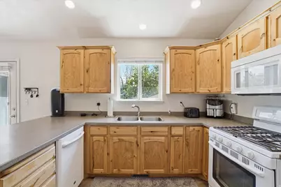 4545 S Jarrah St W, Taylorsville, UT 84123 - Photo 17