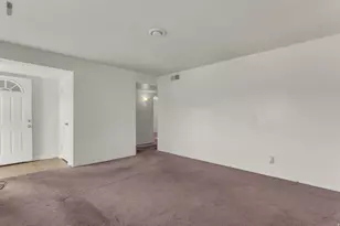 4500 W 4955 S, Kearns, UT 84118 - Photo 9