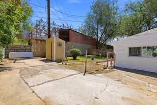 823 S 1000 E, Salt Lake City, UT 84102 - Photo 19