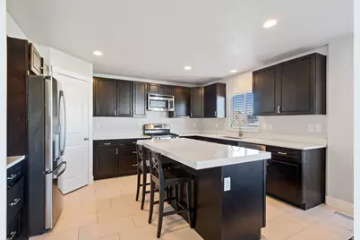 712 S 2250 W, Lehi, UT 84043 - Photo 7