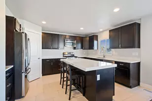 712 S 2250 W, Lehi, UT 84043 - Photo 7