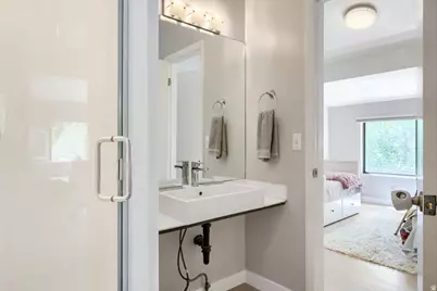 4691 S Montego Pl, Millcreek, UT 84117 - Photo 21