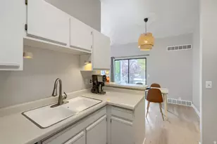 4691 S Montego Pl, Millcreek, UT 84117 - Photo 9