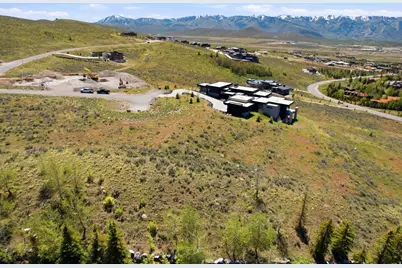 3255 Bugle Ct #16, Park City, UT 84098 - Photo 7