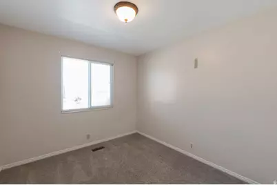 8833 S 3900 W, West Jordan, UT 84088 - Photo 11