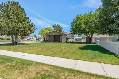 8833 S 3900 W, West Jordan, UT 84088 - Photo 3