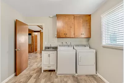 681 E 1200 N, Logan, UT 84321 - Photo 39