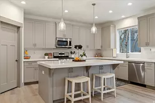 365 S Mountain Rd, Fruit Heights, UT 84037 - Photo 15