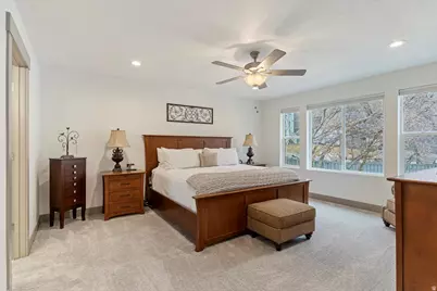 365 S Mountain Rd, Fruit Heights, UT 84037 - Photo 23