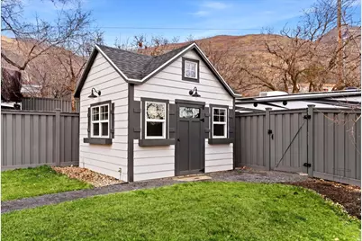 365 S Mountain Rd, Fruit Heights, UT 84037 - Photo 43