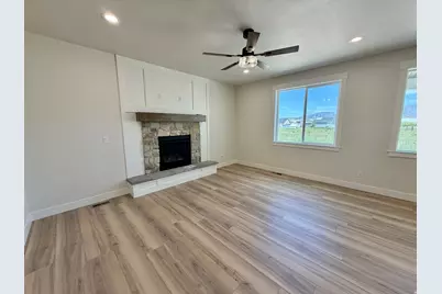 778 N 2450 W, Tremonton, UT 84337 - Photo 5