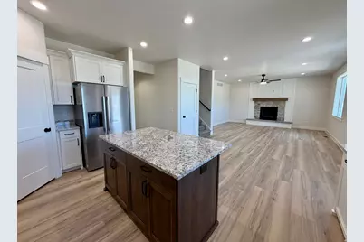 778 N 2450 W, Tremonton, UT 84337 - Photo 9