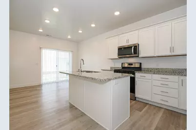 565 N 225 E, Providence, UT 84332 - Photo 9