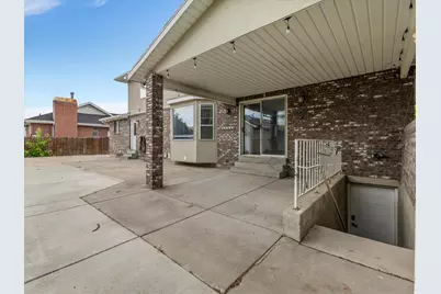 2526 W Windsor Manor Ct S, South Jordan, UT 84095 - Photo 39