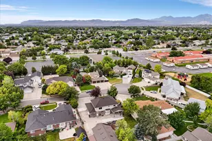 2526 W Windsor Manor Ct S, South Jordan, UT 84095 - Photo 7