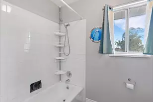 2526 W Windsor Manor Ct S, South Jordan, UT 84095 - Photo 27