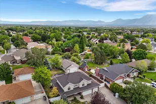 2526 W Windsor Manor Ct S, South Jordan, UT 84095 - Photo 5