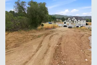 795 E Abby Ln #5, Bountiful, UT 84010 - Photo 3