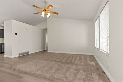 3948 S 2525 W, Roy, UT 84067 - Photo 5