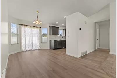 3948 S 2525 W, Roy, UT 84067 - Photo 7