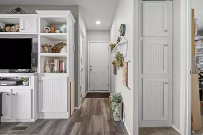 150 W 7500 S #13, Midvale, UT 84047 - Photo 3