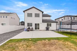 2635 W 2960 S, Syracuse, UT 84075 - Photo 31