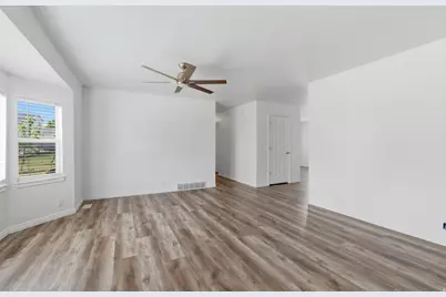 1115 S 810 W, Tooele, UT 84074 - Photo 9