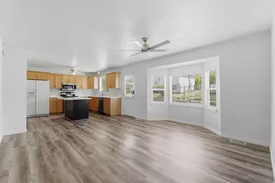 1115 S 810 W, Tooele, UT 84074 - Photo 7