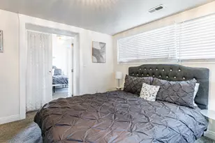 22 W 300 N, Salt Lake City, UT 84103 - Photo 19